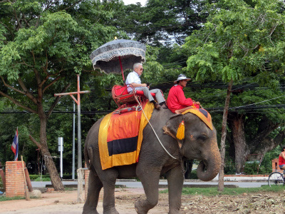 第1回海外研修のアユタヤを観光