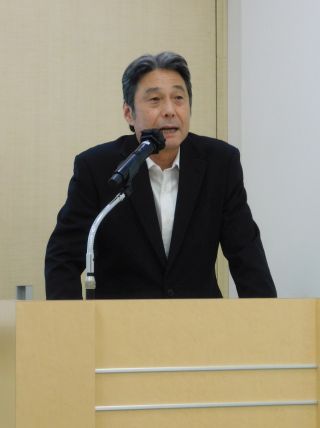 説明する小林事務局長