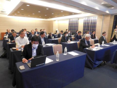 定期総会の様子