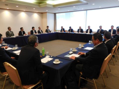 臨時総会の様子